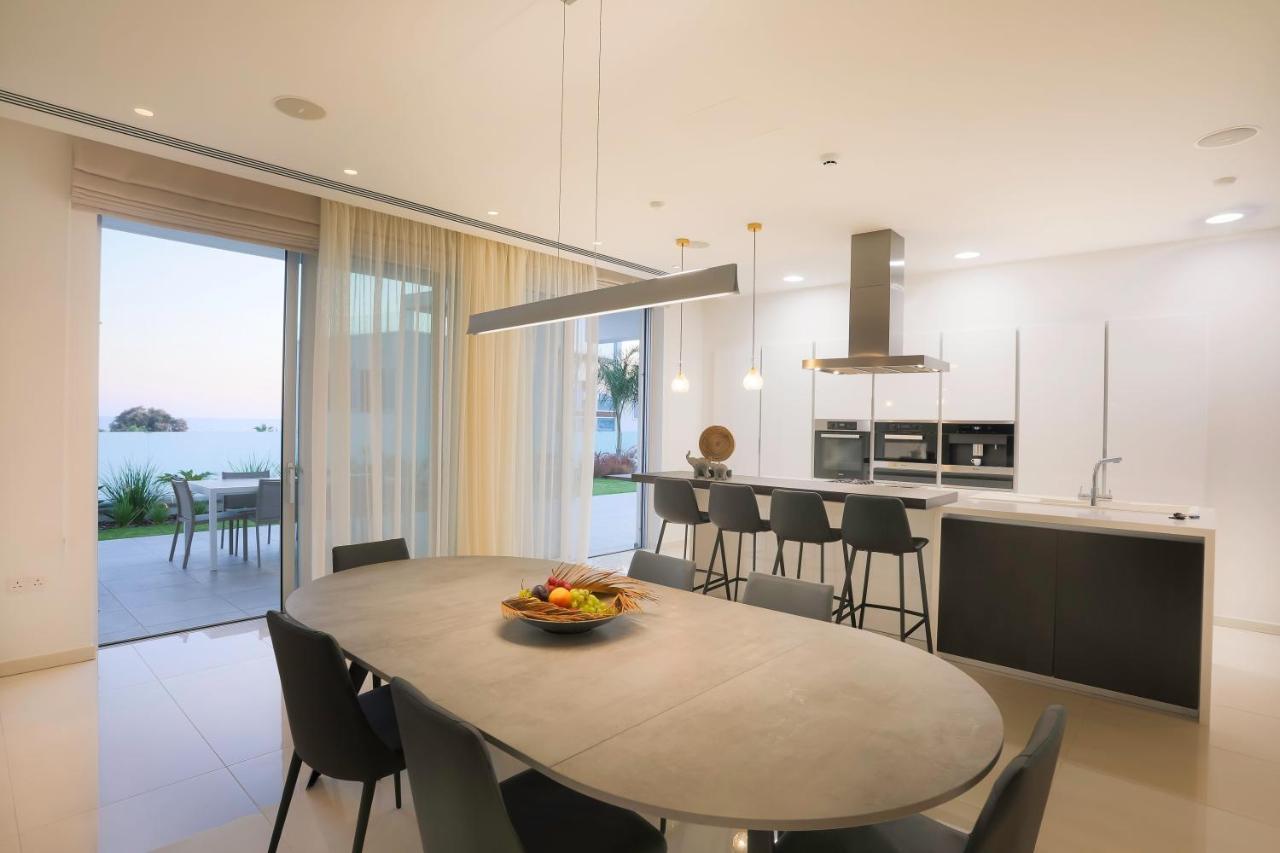 Vilă Sea Pearl Beachfront - Breeze Ayia Napa