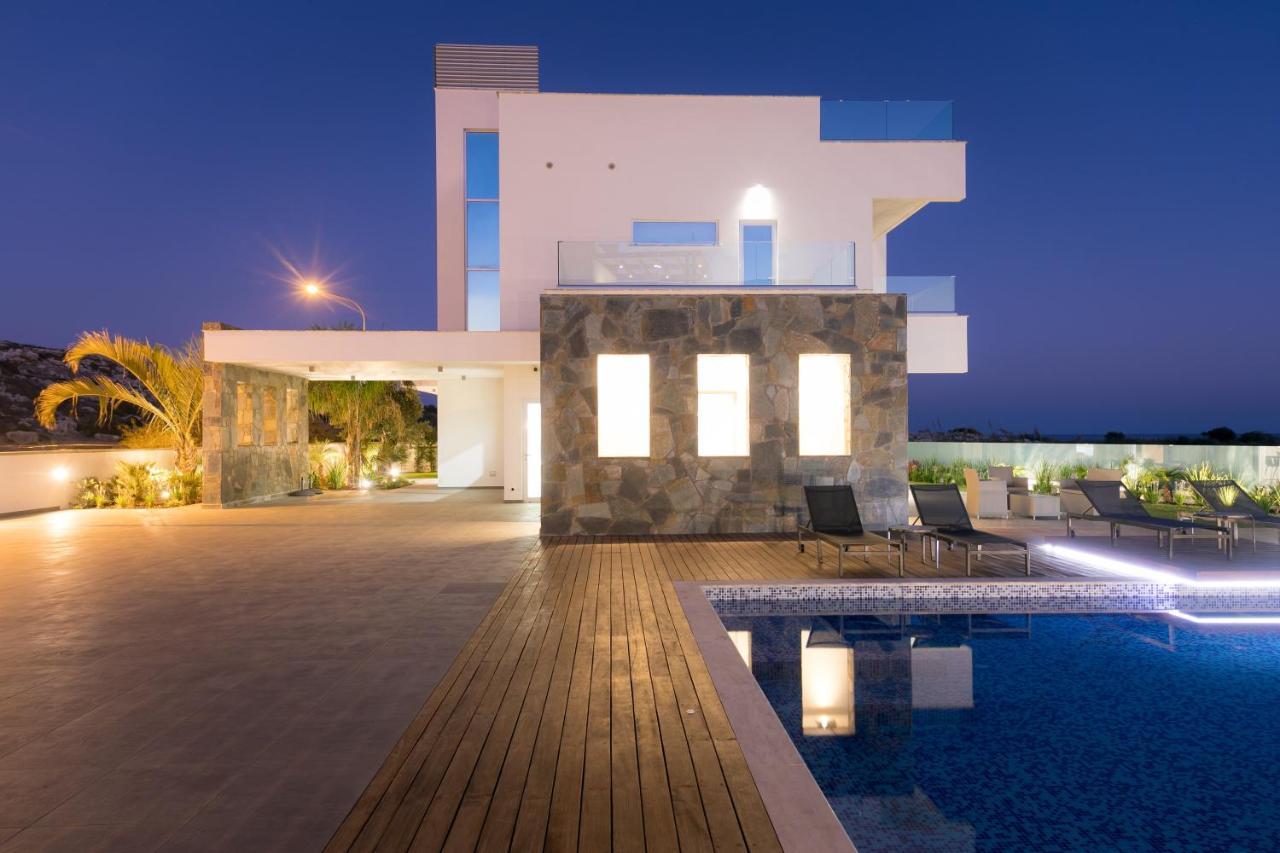 Sea Pearl Beachfront - Breeze Vilă Ayia Napa